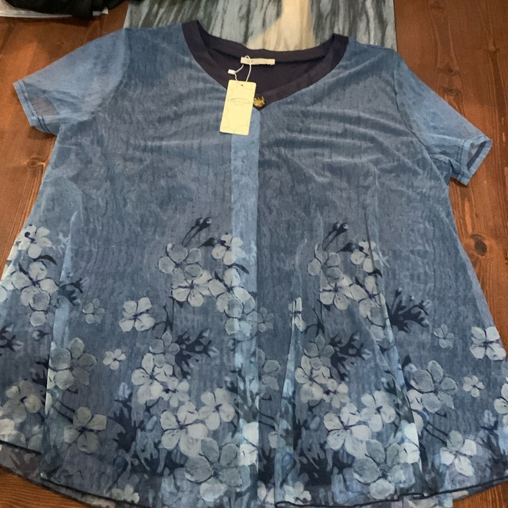 NWT Sese Code 3XL blue floral blouse